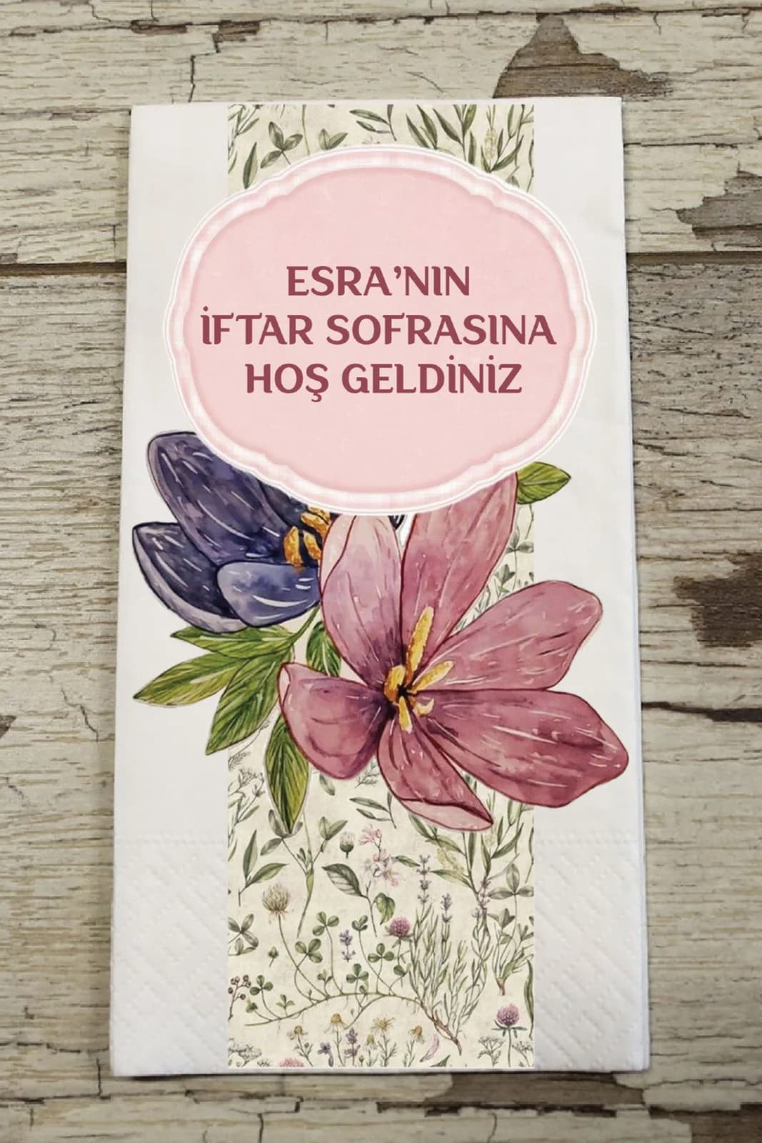 Kişiye Özel İsimli İftar Ramazan Sofrası İçin Çiçekli Karşılama Tasarımı Peçete 15'li - 33x33cm